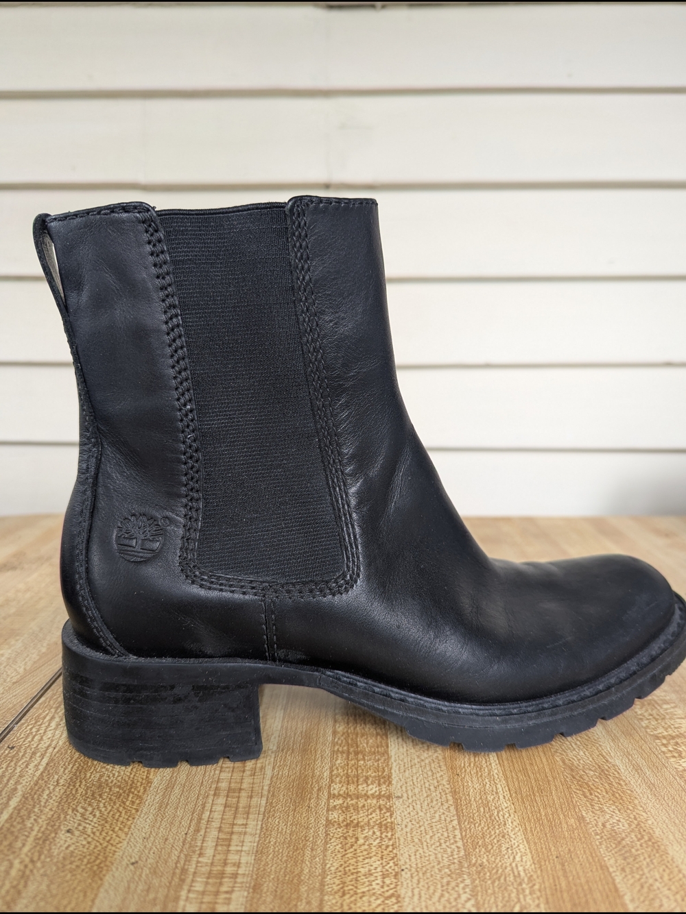 Timberland Women’s Black Leather Chelsea Boots